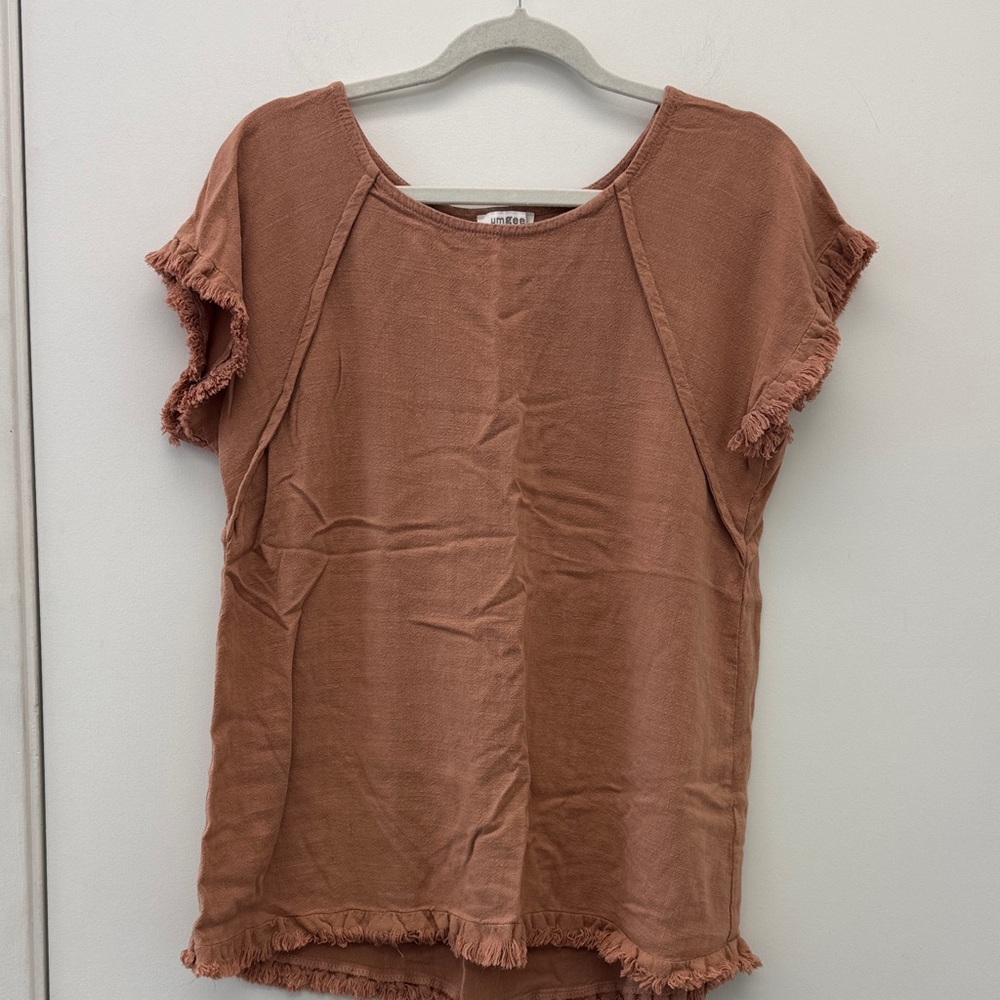 Umgee Women's Top with Fringed Sleeves in Rust